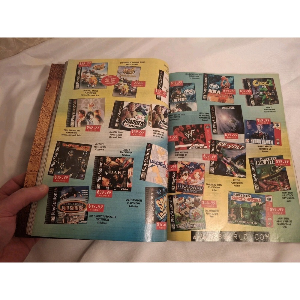 EGM Electronic Gaming October 1999 #123 Spider-Man Magazine Resident Evil 3 Ad - Picture 15 of 16